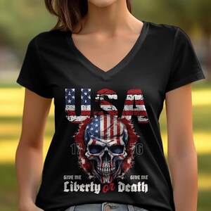 American Flag Skull T-Shirt: Patriotic Graphic Tee Black