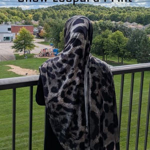 Hijab en jersey à imprimé animal | Hijab doux et opaque | Foulard imprimé sur une face