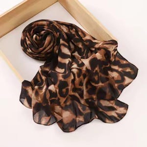 Printed Chiffon Hijab | Lightweight & Elegant | Modest Fashion Scarf