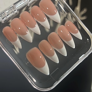 White French Nails | Press-ons | fake nails | nails |Frenchy