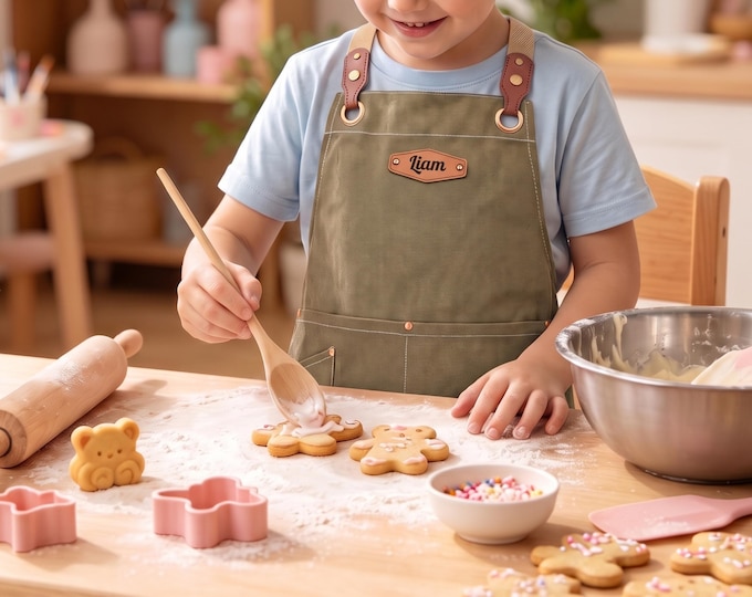 Personalized Kids Apron, Little Chef Baking Apron with Custom Name and Pocket, Adjustable Cooking Gift for Children