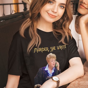 Vintage inspiriertes Murder, She Wrote Retro Digital Painting T-Shirt, Angela Lansbury Shirt