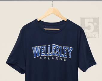 Wellesley College Crewneck TShirt, Wellesley Unisex Shirt, WC Shirt