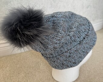Grey Knit Wool Beanie With Fox Fur Pom - Etsy display picture 2