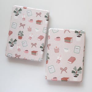 Clear Back Kindle Paperwhite Case: Cozy Reader Cover