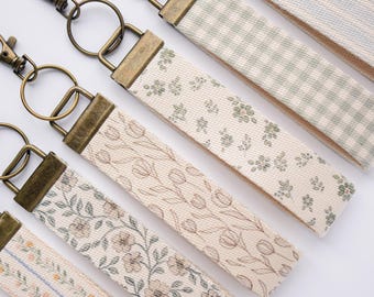 Spring Floral Canvas Wristlet Keychain and Keychain Wallet – Handmade Key Fob Lanyard, Compact Keychain Wallet
