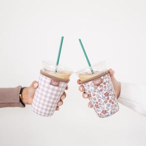 Kaffedryckhållare – Återanvändbar mugghållare för iskaffe, söt dryckeshylsa present till dryckesälskare