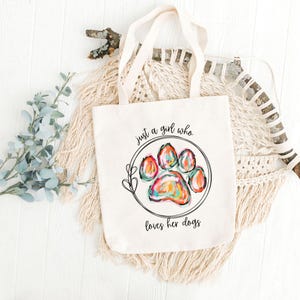 Bolsa "Just A Girl Who Loves Her Dogs", Bolsa "Dog Lover", Bolsa "Veterinária", Presente para Mãe de Cachorro, Bolsa "Doggy Daycare", Bolsa de Praia, Mochila Escolar