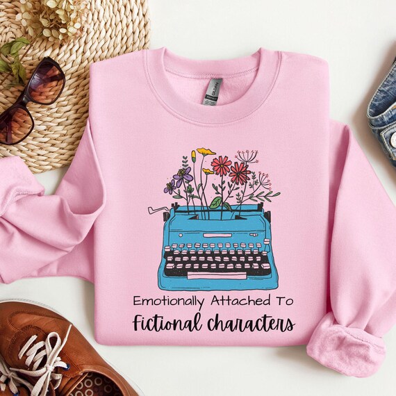 Moletom com apego emocional a personagens fictícios, camiseta