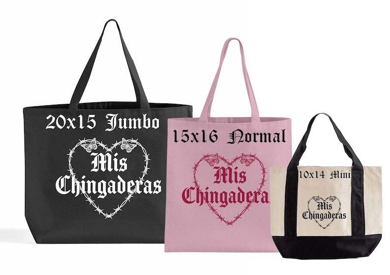 K&ouml;nnte beinhalten: Drei Tragetaschen in Schwarz, Rosa und Creme mit schwarzen Henkeln. Jede Tasche hat ein Herzdesign mit Stacheldraht und Schmetterlingen sowie den Text "Mis Chingaderas". Gr&ouml;&szlig;en: 50x38cm Jumbo, 38x41cm Normal und 25x36cm Mini.