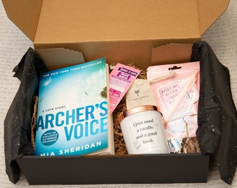 Romance Book Hamper