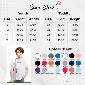 Op de afbeelding: Een maattabel voor t-shirts voor kinderen en peuters. De tabel bevat afmetingen voor breedte en lengte in centimeters, samen met een kleurenkaart met verschillende kleuren zoals wit, zwart en roze. De afbeelding toont ook een jongen die een wit t-shirt draagt.