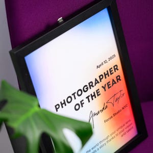 Fotograf des Jahres Diplom in Holzrahmen, gerahmte Fotografie Urkunde, Foto Künstler Geschenk Anerkennung