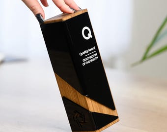 Trophäe aus Holz und Acryl - Benutzerdefinierte Mitarbeiteranerkennungspreis, Ruhestandsgeschenk, Arbeitsjubiläum, personalisierte Firmenplakette