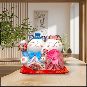 Maneki Neko Lucky Cat | Ceramic Feng Shui Statue | Gift for Home Decoration | House Warming Gift | Gift for New Business | New Design 2025