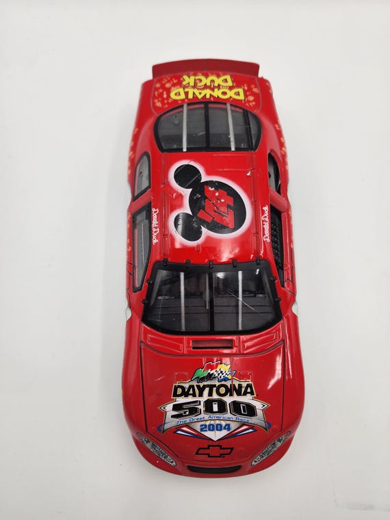 Donald Duck -disney - 2004 DAYTONA 500 - Team Caliber Owners