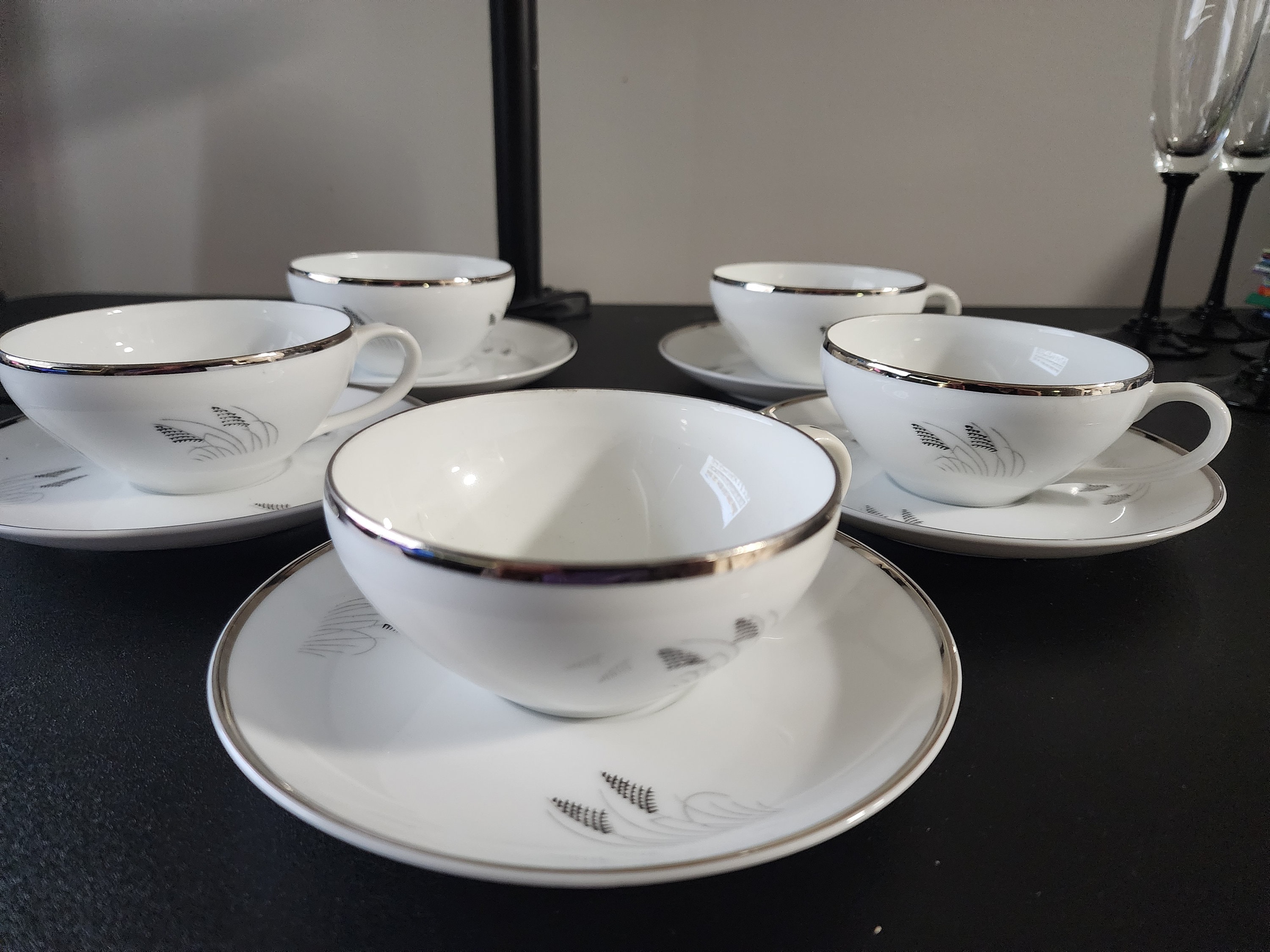 磁器-Porcelain German Meissen Porcelain Creamer, blue cross sword mark