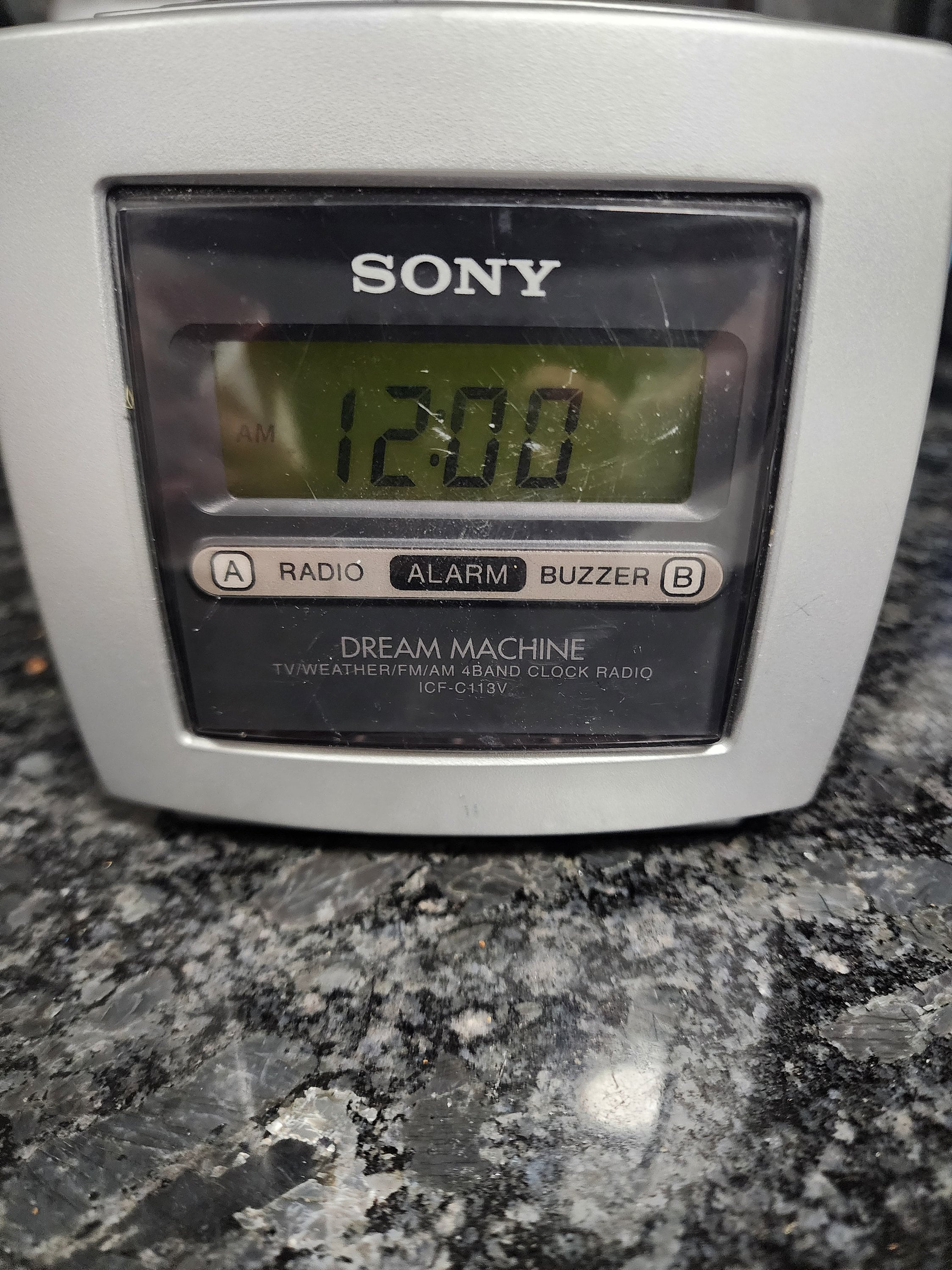 Vintage Sony Dream Machine ICF-C113V Alarm Clock Radio TV Weather