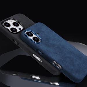 Aangepaste alcantara Magsafe iPhone 16-hoesje, monogram initialen 16, 16 Plus, 16 Pro, 16 Pro Max, origineel ontwerp suède suède leren tas