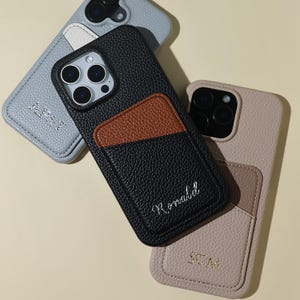 Aangepaste goud-zilveren initialen/naam voor iPhone 16-serie, 16 Pro/Pro Max 15/14/13/12/11 SE lederen kaarthouder, gepersonaliseerde iPhone-hoes