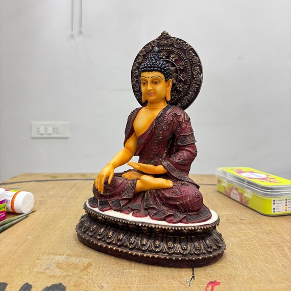 珍蔵　純銅泥金朱砂　仏像【釈迦牟尼仏】　インテリア　骨董品　アンティーク　置物 座禅釈迦牟尼仏像 手描きの偶像 高さ10.5インチ 樹脂製 仏教の神