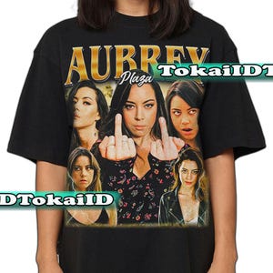 Retro 90's Aubrey Plaza Shirt , Aubrey Plaza Fan Homage Graphic Shirt, Gift For Women and Man Unisex T-Shirt
