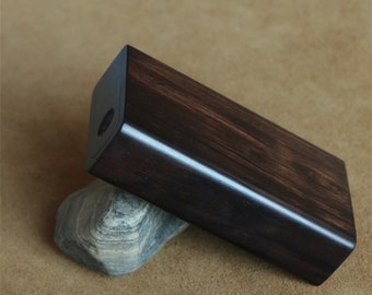 Caja de cigarrillos de madera maciza hecha a mano accesorios para fumar para hombres caja de almacenamiento de cigarrillos de madera retro medieval personalizado regalo personalizado único