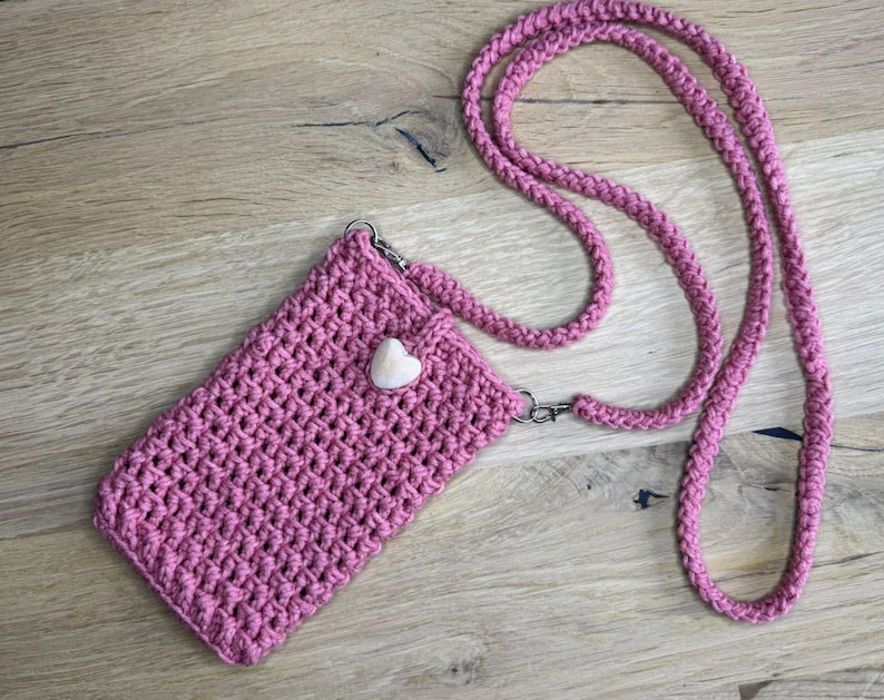 crochet phone bag