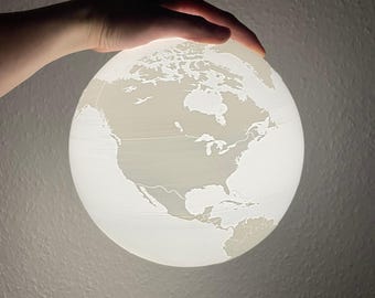 3D-printed Earth Lamp 205 mm – Planet Pendant Lamp made of PLA – Ceiling Light with E27 Socket & LED – Living Room, Bedroom, Decorative Light