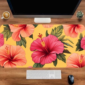 Rosa Blume Schreibtischmatte, Hibiskus Maus Pad, Floral Schreibtischmatte, Cottagecore Schreibtischmatte, süße Schreibtischunterlage, Beste Maus Pad, Geschenk Mädchen, Gaming-Set