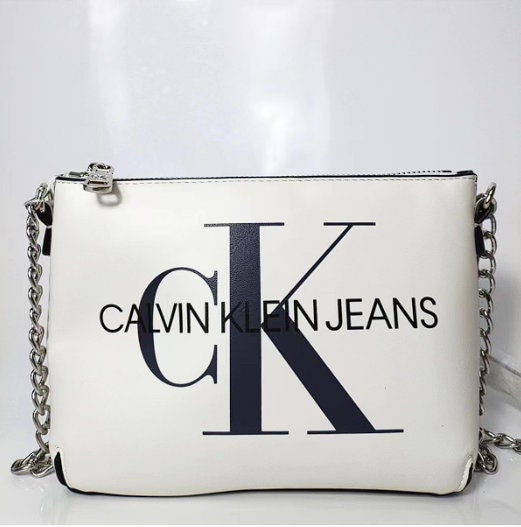 Women's Accessories - The Gift Edit | Calvin Klein®