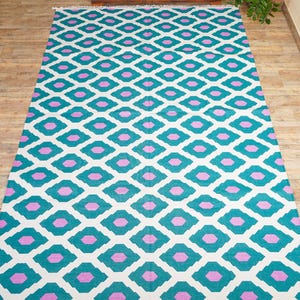 Modern Kilim Rug, Handwoven Cotton Flatweave area rug in natural dyes, Artisan Made, Large Area Rug for Bedroom, Living area