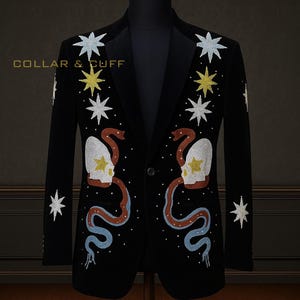 Men Black 2Pc Customized Flower Skeleton Embroidered Golden Rhinestones Country Western Nudie Suit Cocktail Groom Party Wedding Day Outfit