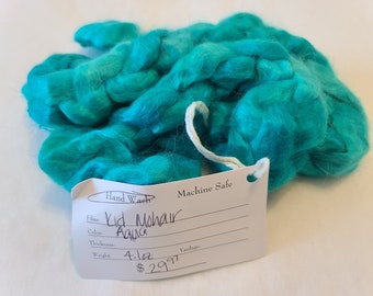 Aqua kid mohair fiber roving, 4.1 oz