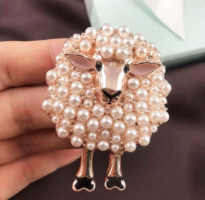 Pearly Sheep Brooch, Whimsical Animal Pin for Women's Party Looks-Outfit Accent, Ladies brooch, Women's Fashion image 1