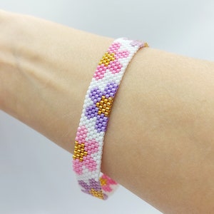 BEADED seed BRACELET 8 rows Pink flower ~ seed bead bracelet ~ for young women, girls ~ (handmade)