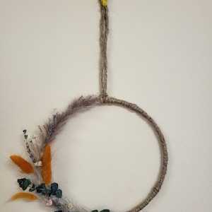 dried flower wall hanging