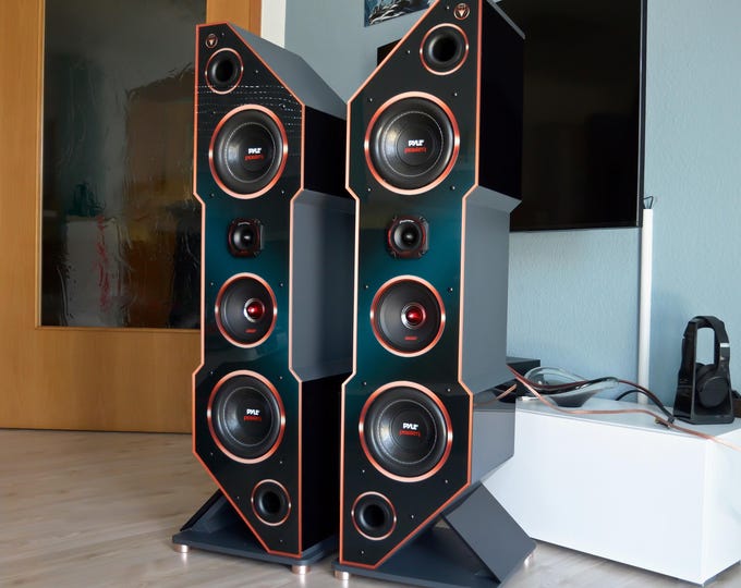 TOP offer! 1 pair of impressive high-end HiFi design floorstanding speakers from DJP Design!