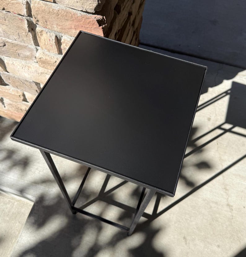 The Intrepid 25 inch Steel Accent Table with Metal Top Bild 4
