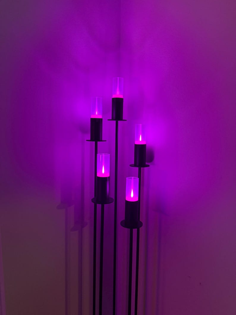 Steel Candelabra with 5 LED Candles, Modern Fire Ring Design Bild 7