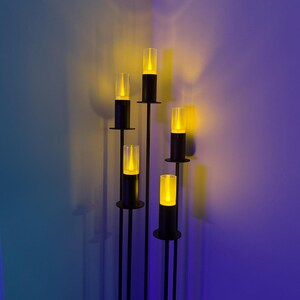 Steel Candelabra with 5 LED Candles, Modern Fire Ring Design Bild 8