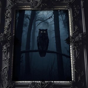 Eule im Schwarzwald Kunstdruck: Düsteres Horror Gemälde, Gothic Zeichnung, Dunkle Dark Academia Malerei, Grusel Dunkle Kunst, Dark Wandbild