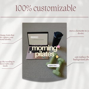 Op de afbeelding: Een digitaal sjabloon met een laptop, een zwarte waterfles en twee lichtgroene dumbbells. Tekstoverlays bevatten 100% customizable, morning pilates en instructies over het wijzigen van lettertypes, tekst, elementen en de achtergrondfoto.