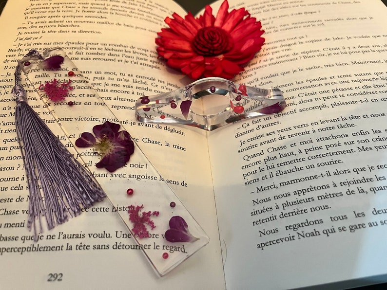 Marque-page et bague de lecture Lot violet rose