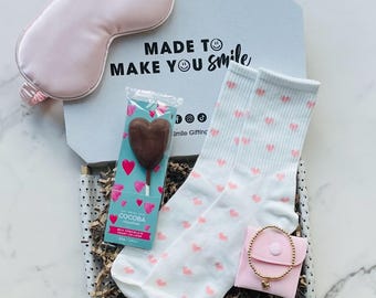 Cosy Hug in a Box - Letterbox Gift For Her - Thinking Of You - Care Package - Gifts For Her - Pick me Up - Get Well Soon - Recovery Gift
