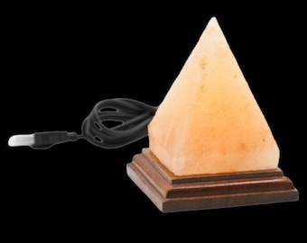 Lámpara de sal piramidal del Himalaya con conexión USB