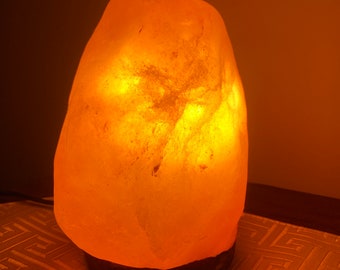Natural Himalayan Salt Lamp 2-3KG