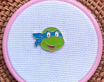 Leonardo  Ninja Turtle Embroidery/Cross Stitch Needle minder