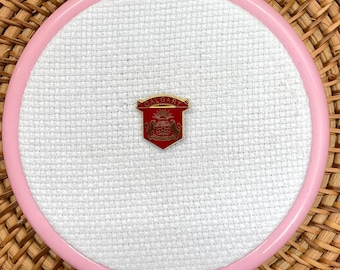 Vintage Pin Calgary Needleminder for cross-stitch/ Embroidery