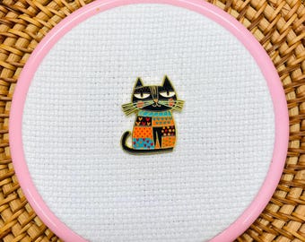 Sujetador de agujas para bordado/punto de cruz de gatos elegantes